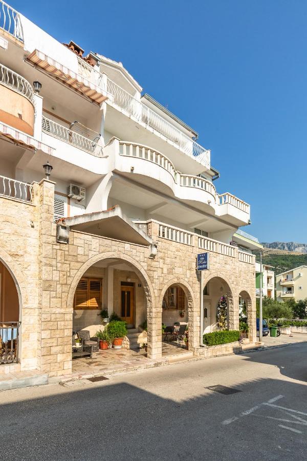 Villa Roko Tučepi エクステリア 写真