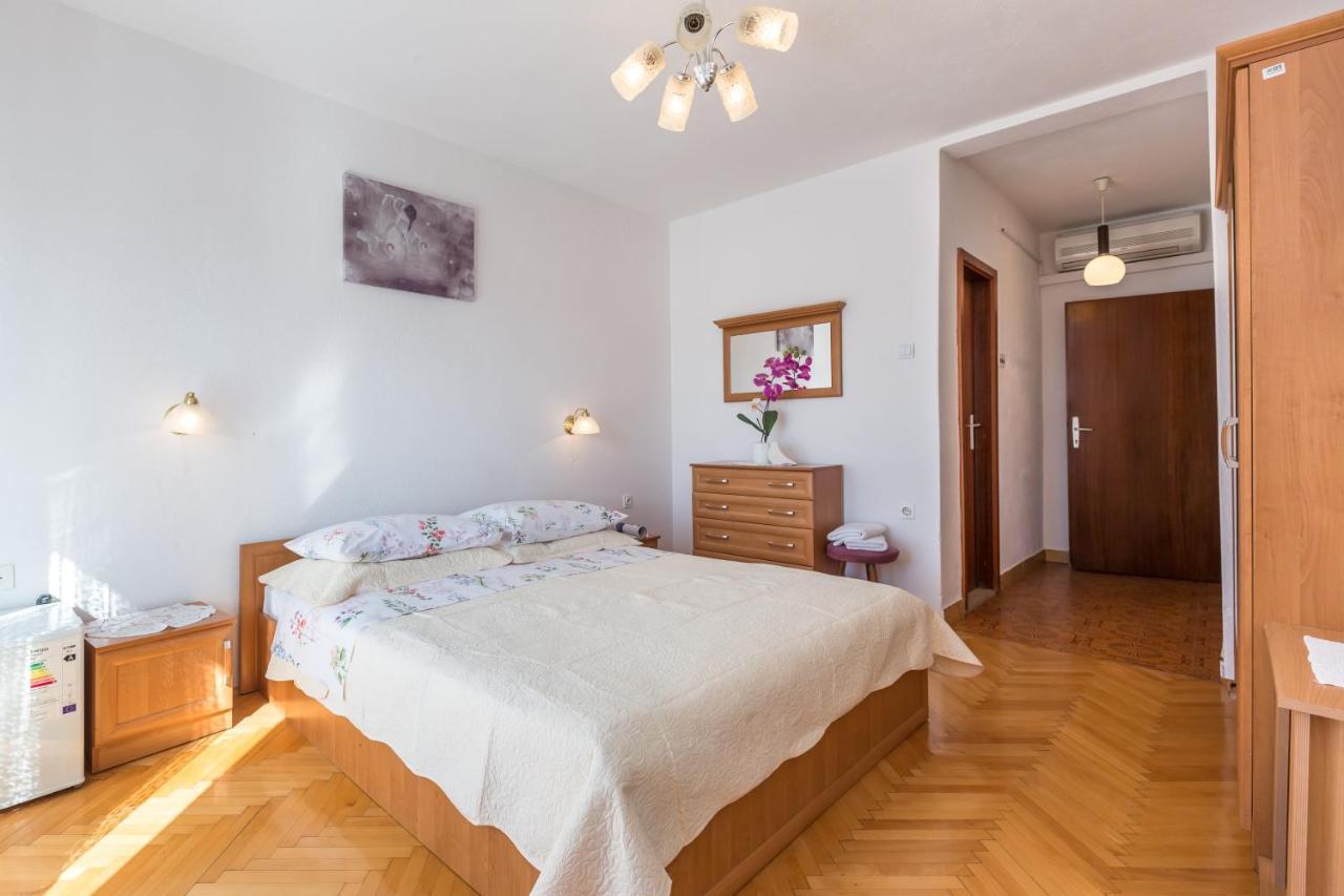 Villa Roko Tučepi エクステリア 写真