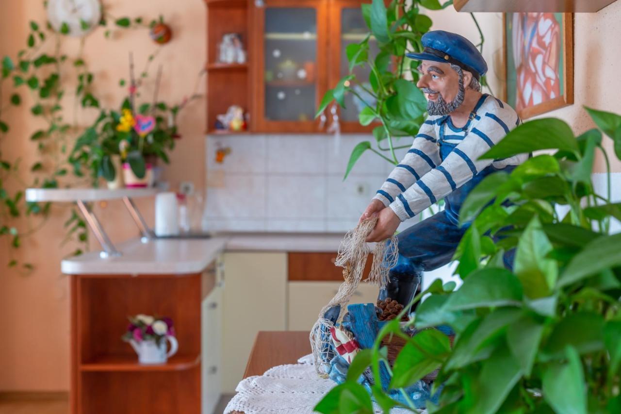 Villa Roko Tučepi エクステリア 写真