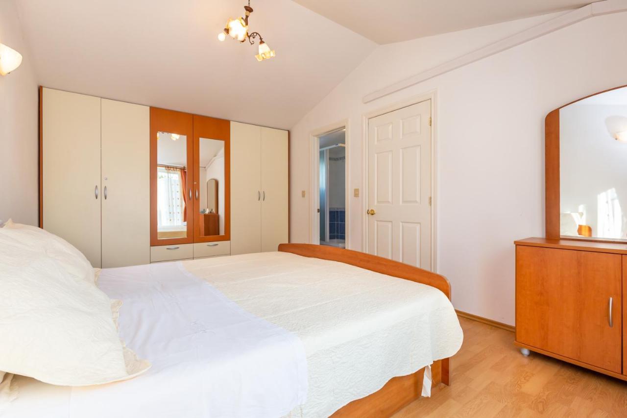 Villa Roko Tučepi エクステリア 写真