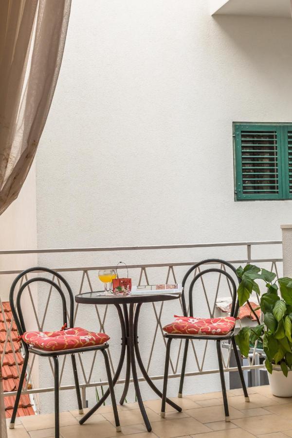 Villa Roko Tučepi エクステリア 写真