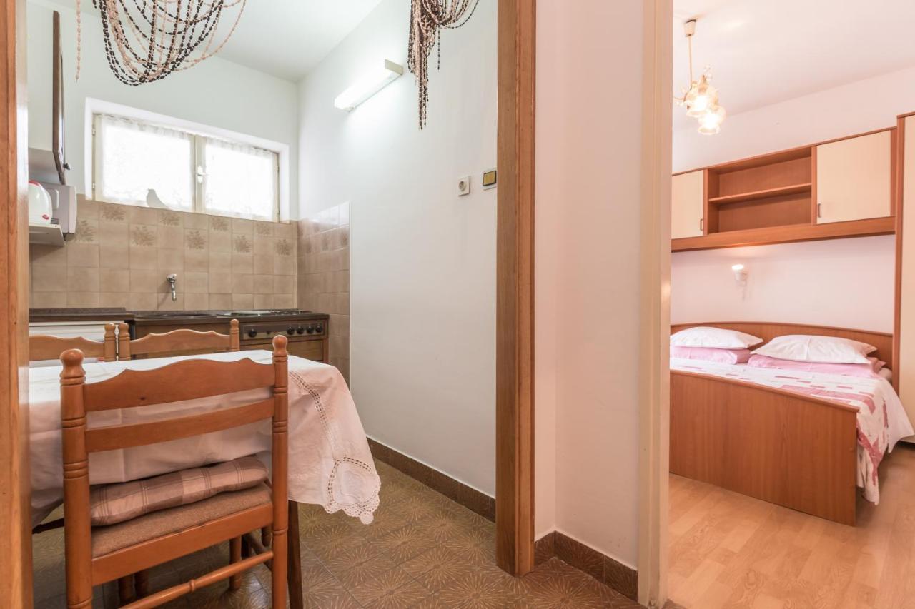 Villa Roko Tučepi エクステリア 写真