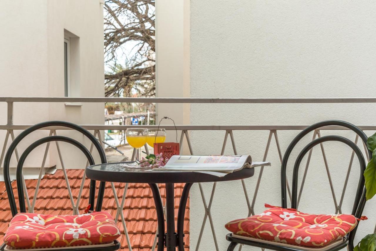 Villa Roko Tučepi エクステリア 写真