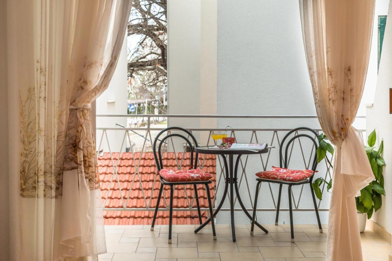 Villa Roko Tučepi エクステリア 写真